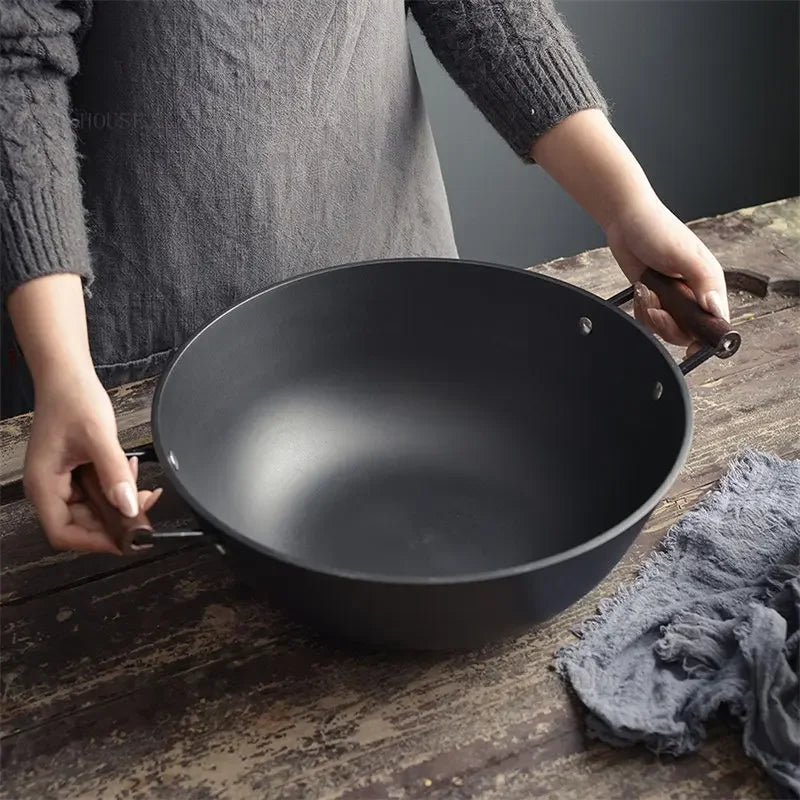 Handmade Cast Iron Pot Household Nonstick Pan Frying Pan Uncoated Thicken Iron Wok Gas Stove Induction Cooker Universal u